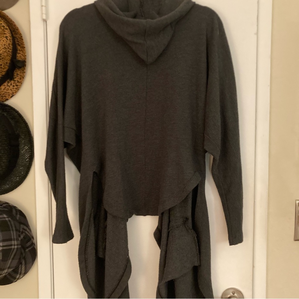 Silence + Noise Women's Gray Open Front Waterfall Hoodie Jacket—Worn Twice! - Picture 2 of 3